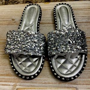 Sparkly slides size 8 like new